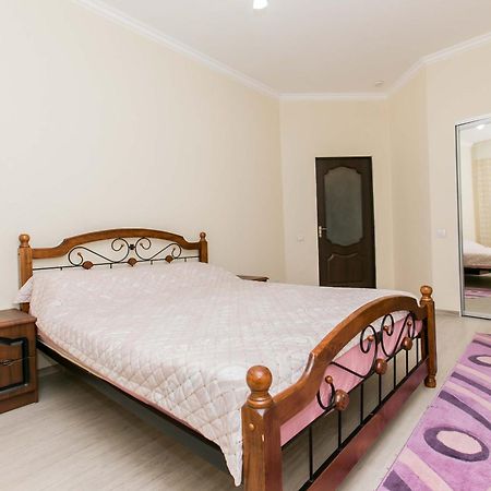 Apartament Spatios In Complex Residential キシナウ エクステリア 写真