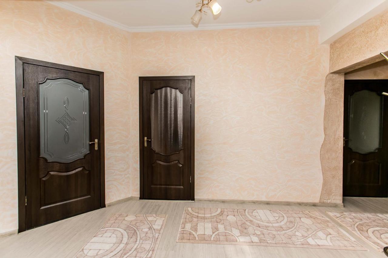Apartament Spatios In Complex Residential キシナウ エクステリア 写真
