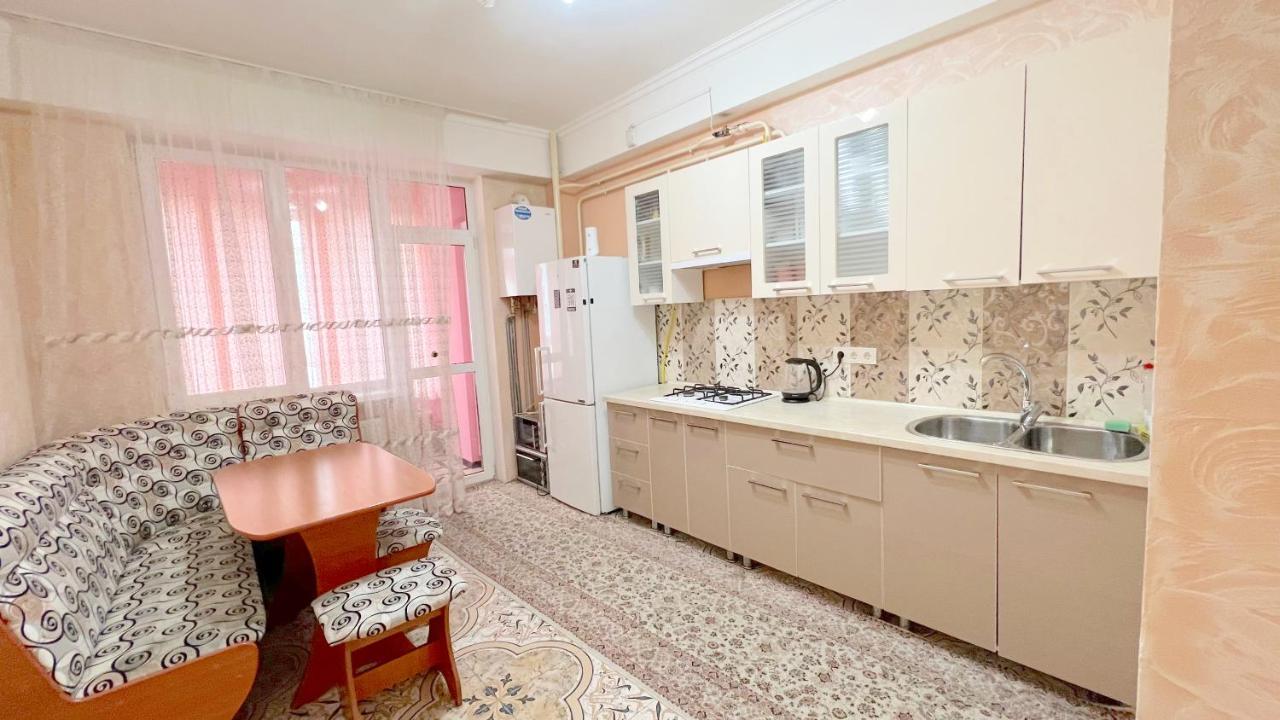 Apartament Spatios In Complex Residential キシナウ エクステリア 写真